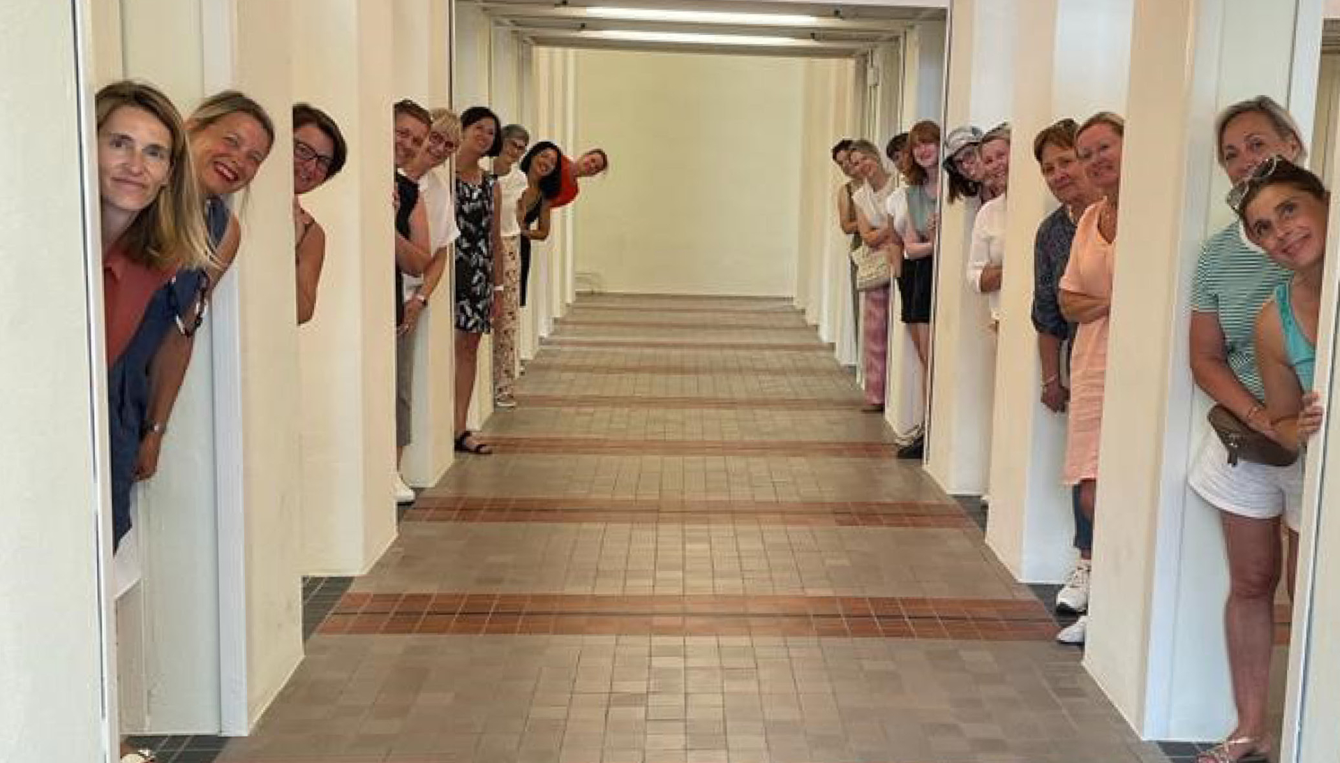 Teamfoto gent header foto medewerkers boekentoren