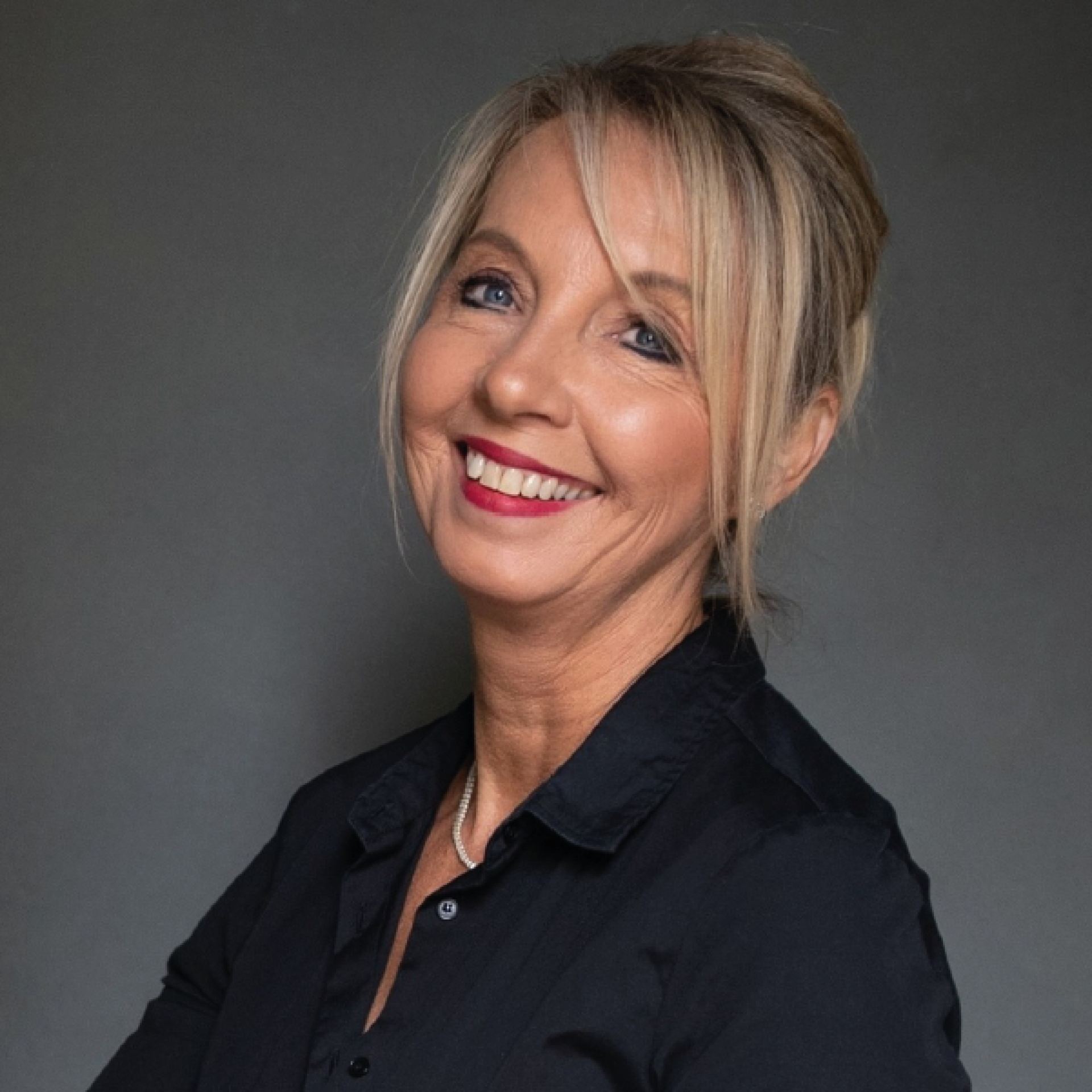 WOMED Award Bie Buelens CEO Kringwinkel Groep jurylid